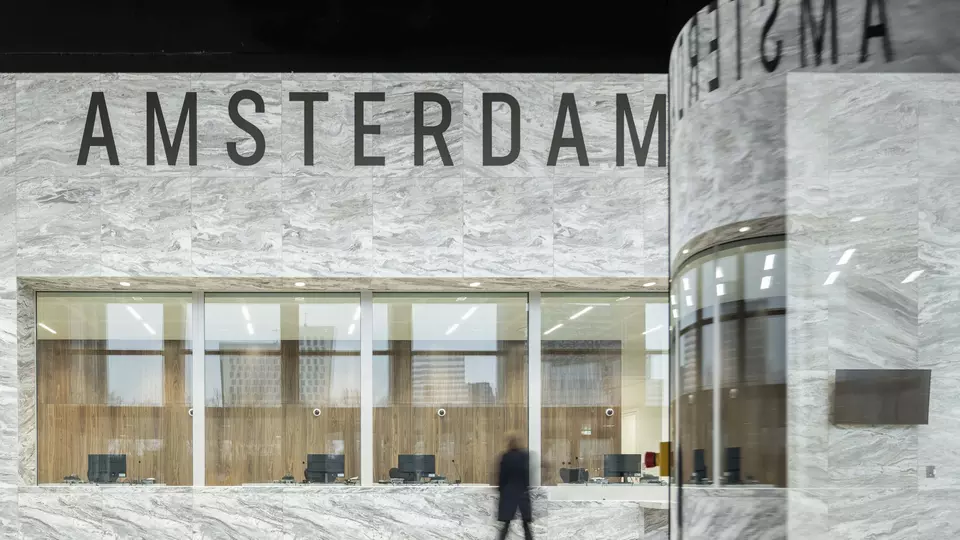 NEW AMSTERDAM COURT HOUSE 1