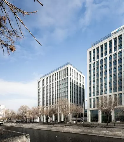 timpuri_noi_square_bucharest_romania1